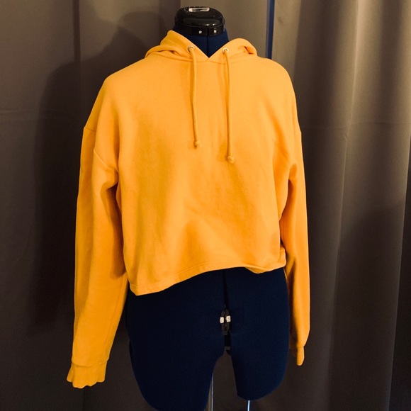 mustard yellow cropped hoodie - Picture 3 of 3